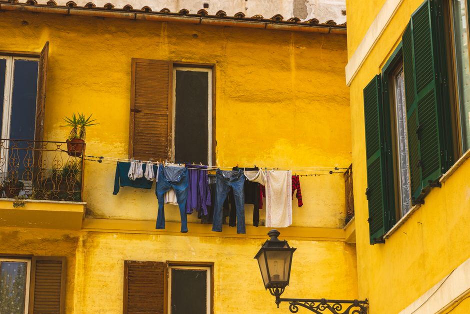 My Roman Holiday Laundry Hack: Why These Are the best Laundry Detergent Pods for Rome Living