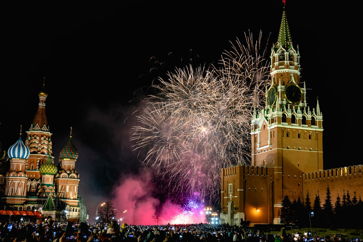 Фейерверк над Кремлём