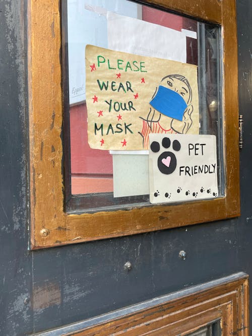 Free A Friendly Reminders to the Public Posted on the Door Stock Photo