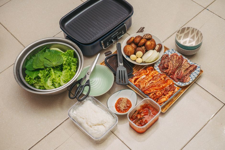 korean home cooked meal table