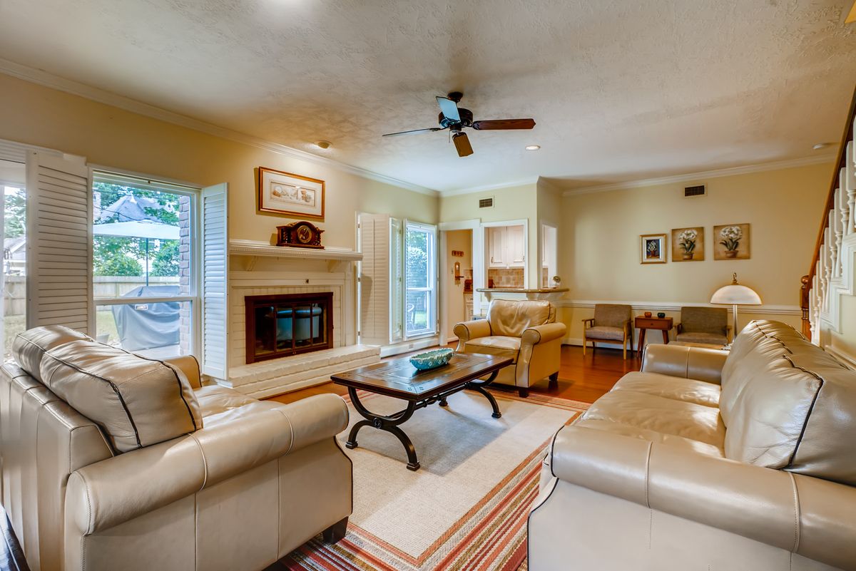 Arrange Furniture Around Function