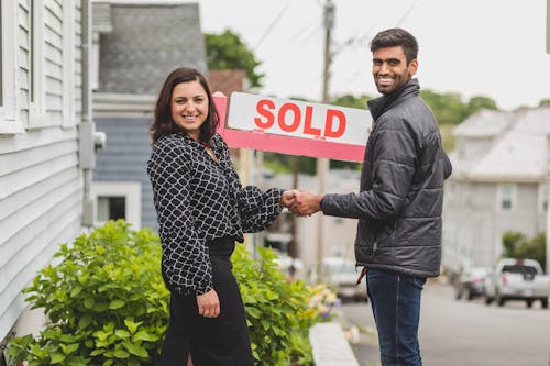 Free A Business Deal Done for Home Buying Stock Photo