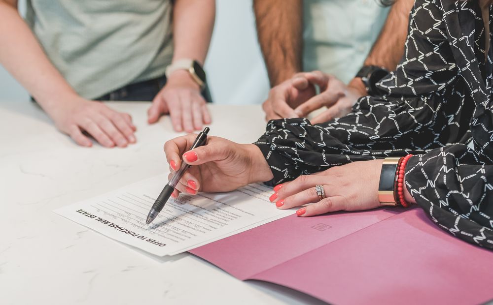 Strong ties to home — job, family, assets — can outweigh a thin travel record.