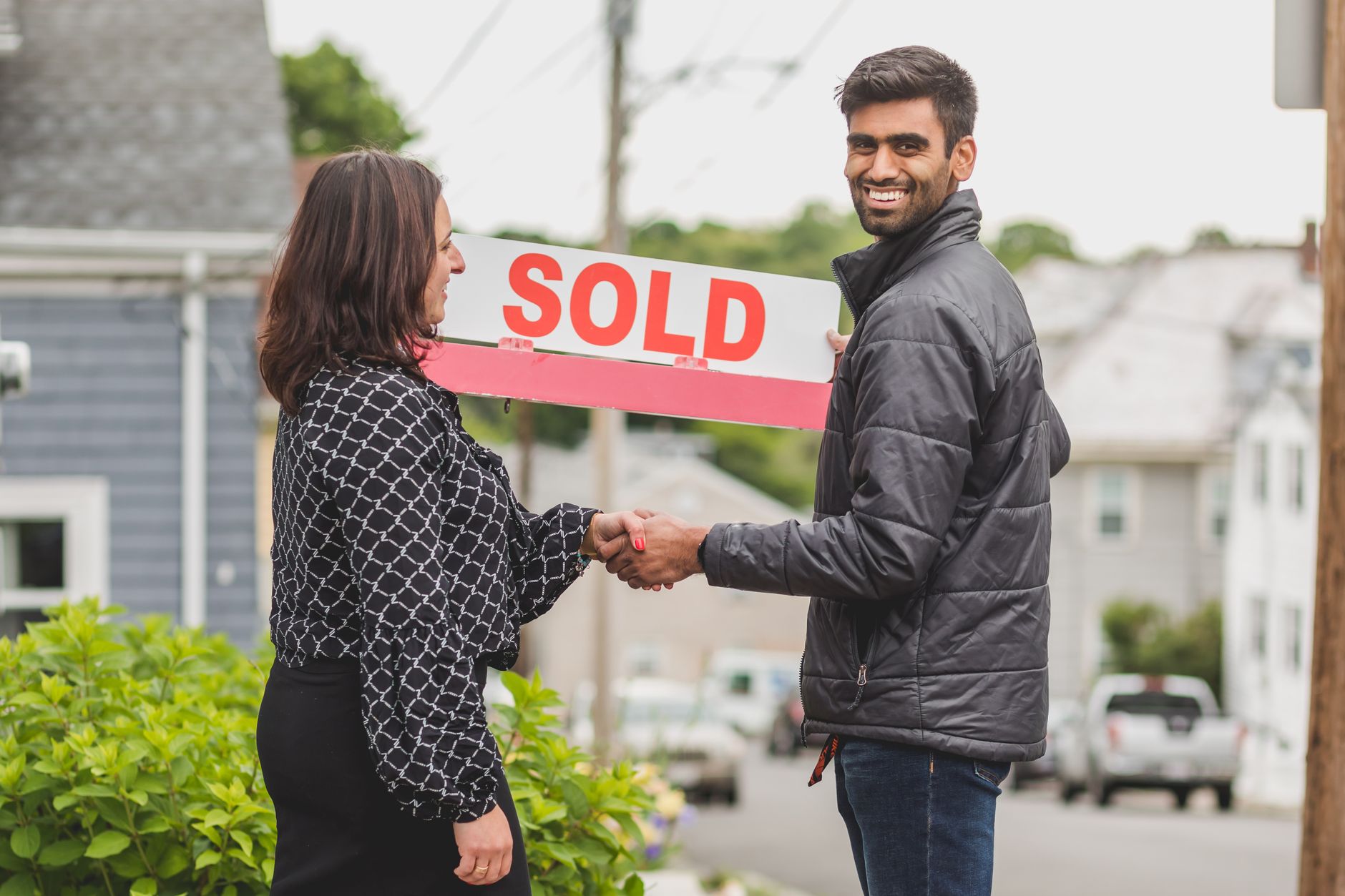 Sell Fast: Houston's Top Cash Buyers Sell Fast: Houston's Top Cash Buyers