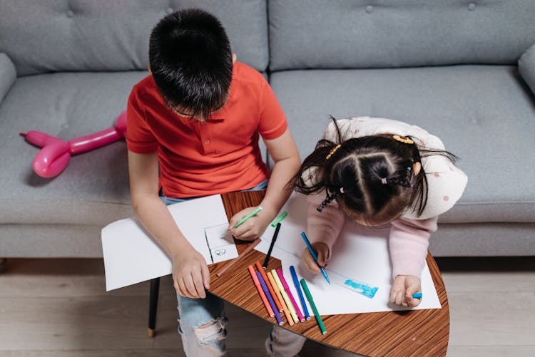 Kids Sitting On A Couch Drawing