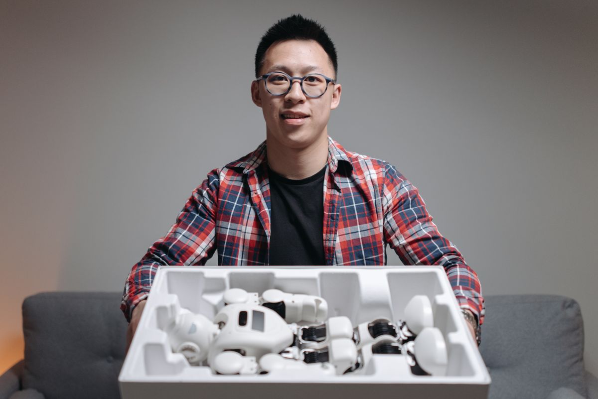 Modular robot components arranged for hardware development
