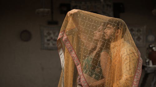 Gratis arkivbilde med før bryllupet, indisk kvinne, indisk mann