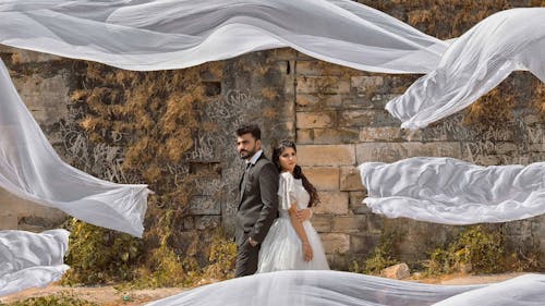 Foto profissional grátis de casal indiano, homem indiano, mulher indiana