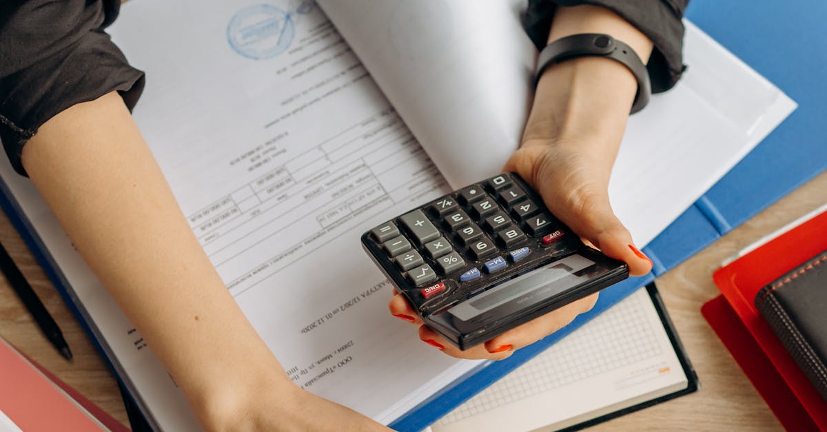 What does binding authority mean in insurance