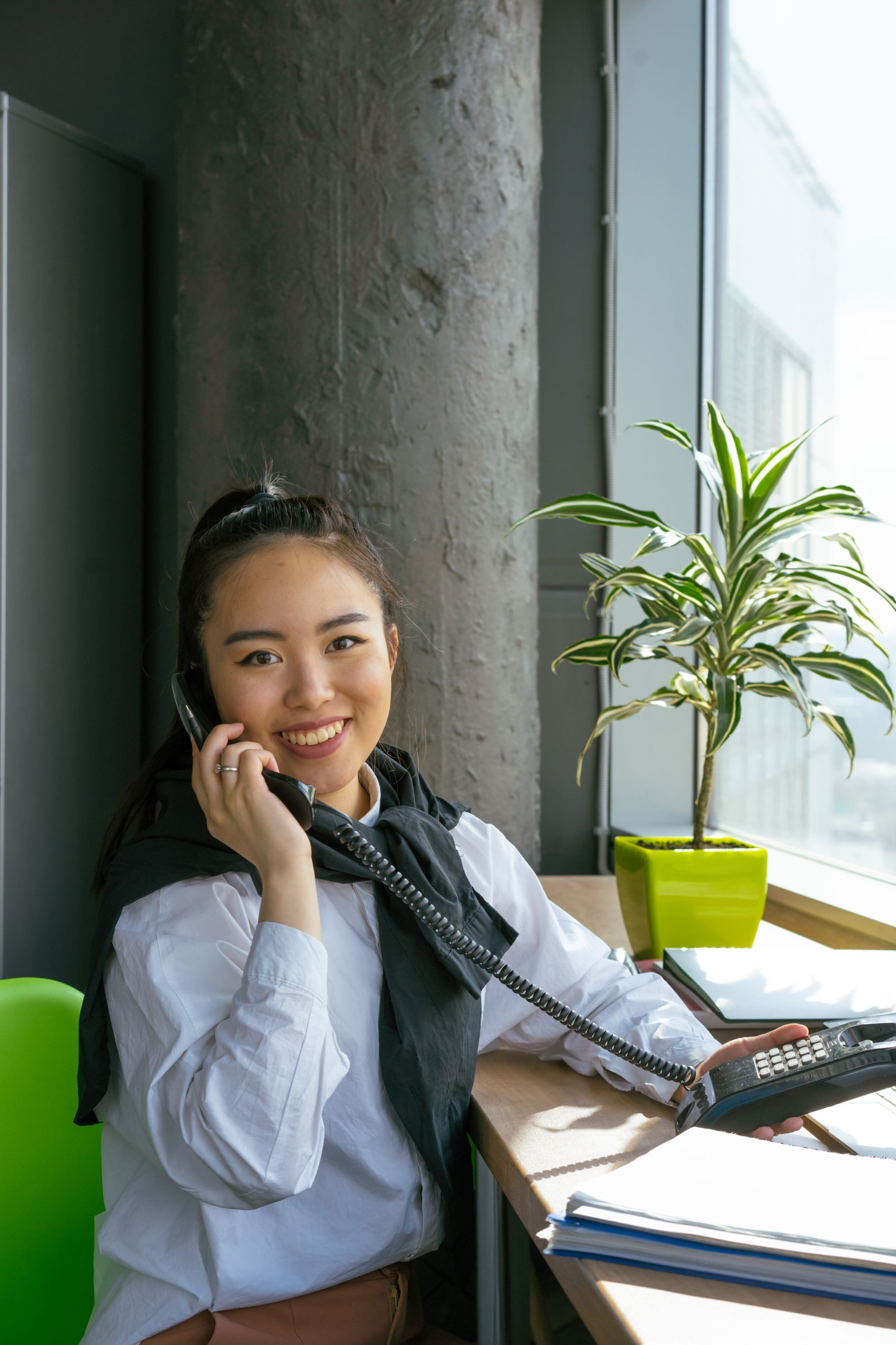 Receptionist — An AI that answers every call, day or night.