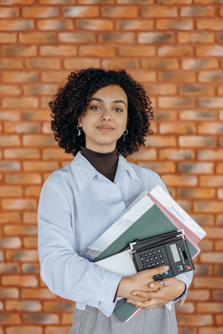 Profile Photo Of A Working Woman