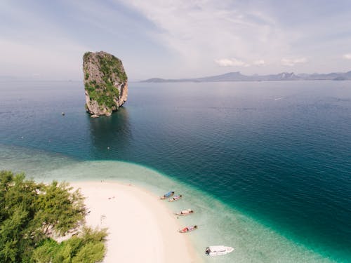 Darmowe zdjęcie z galerii z formy przybrzeżne i oceaniczne, fotografia lotnicza, malowniczy