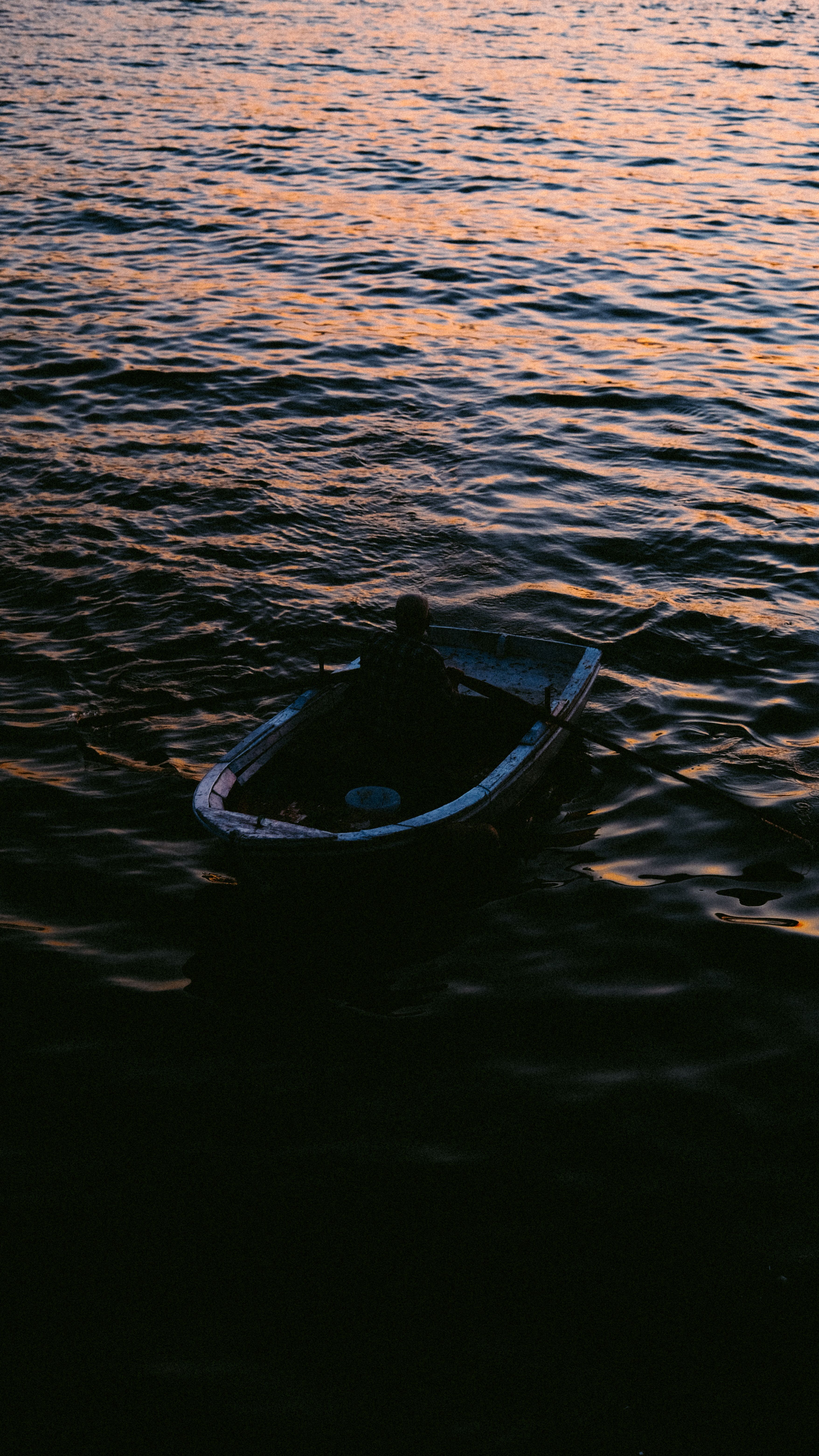 Boats on Body of Water · Free Stock Photo