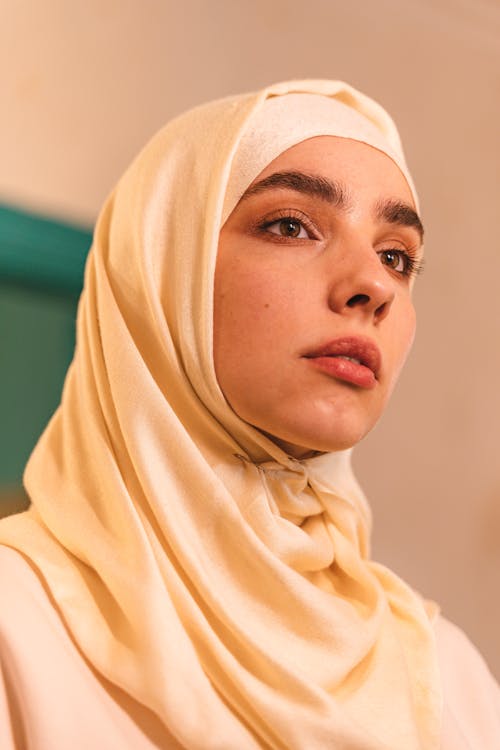 Close-Up Shot of a Woman Wearing Hijab
