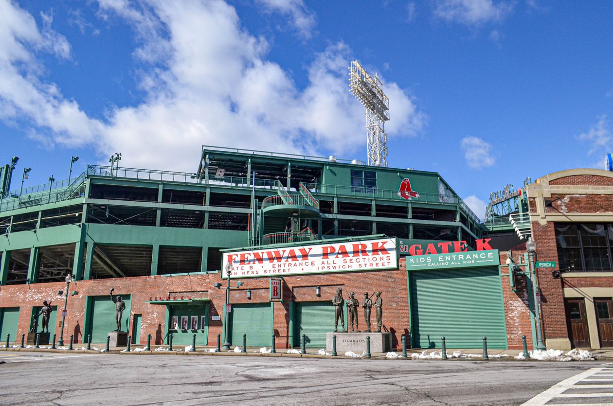 Red Sox Beat Orioles 6-5: Durbin HR Extends Win Streak to 14