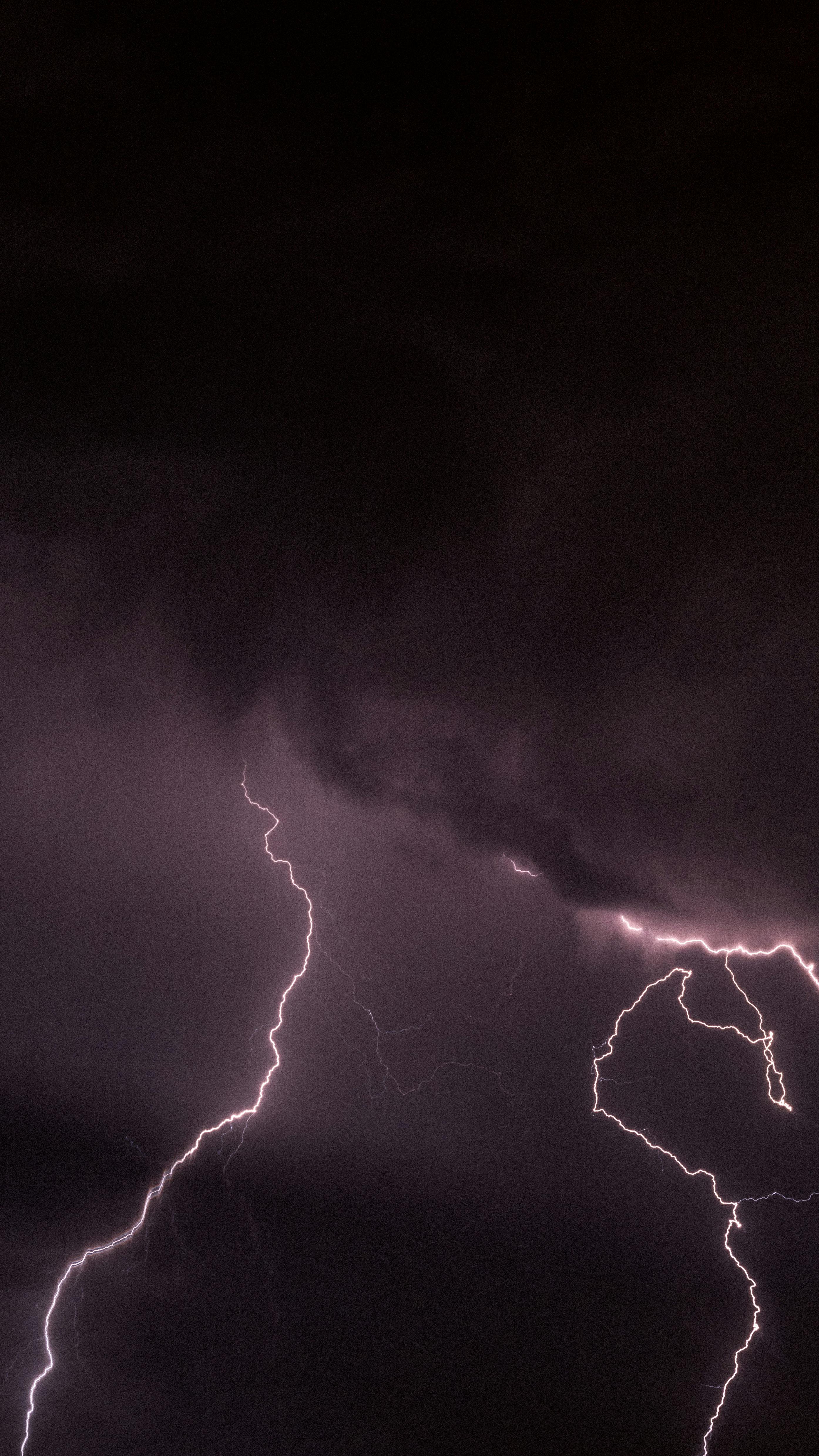 a thunderstorm lightening