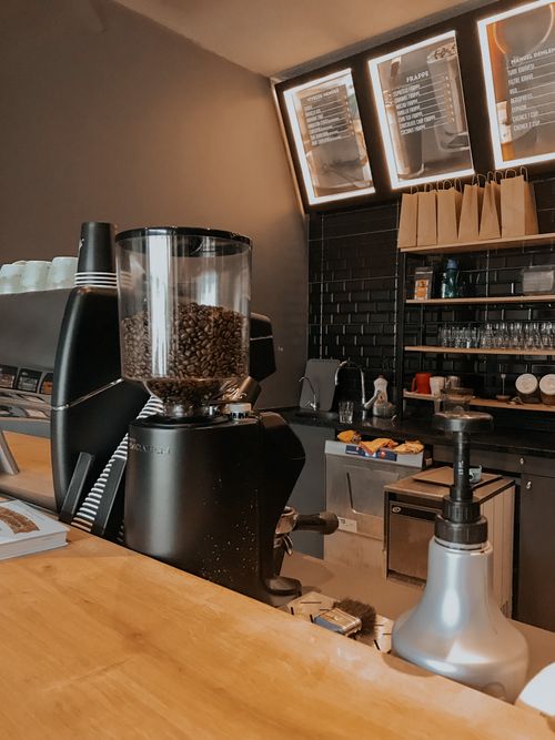 Free Inviting coffee shop interior featuring coffee beans and equipment in Van, Türkiye. Stock Photo