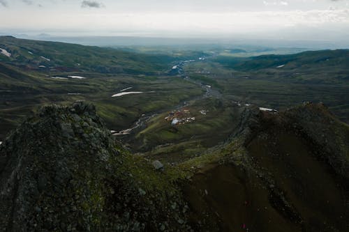 Ingyenes stockfotó dombok, drónfelvétel, folyó témában