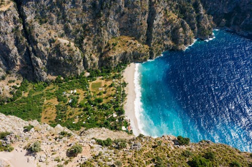 aşınmış, deniz, deniz kıyısı içeren Ücretsiz stok fotoğraf