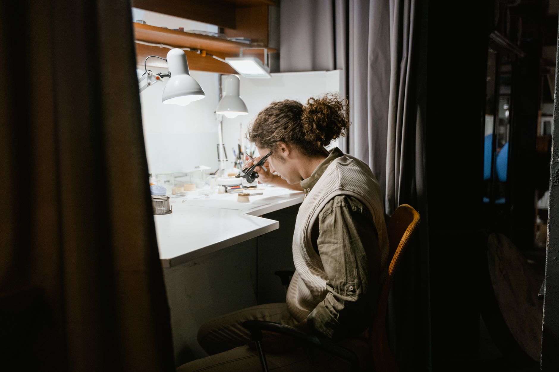 Claude analyzing dependency changelog and generating fixes