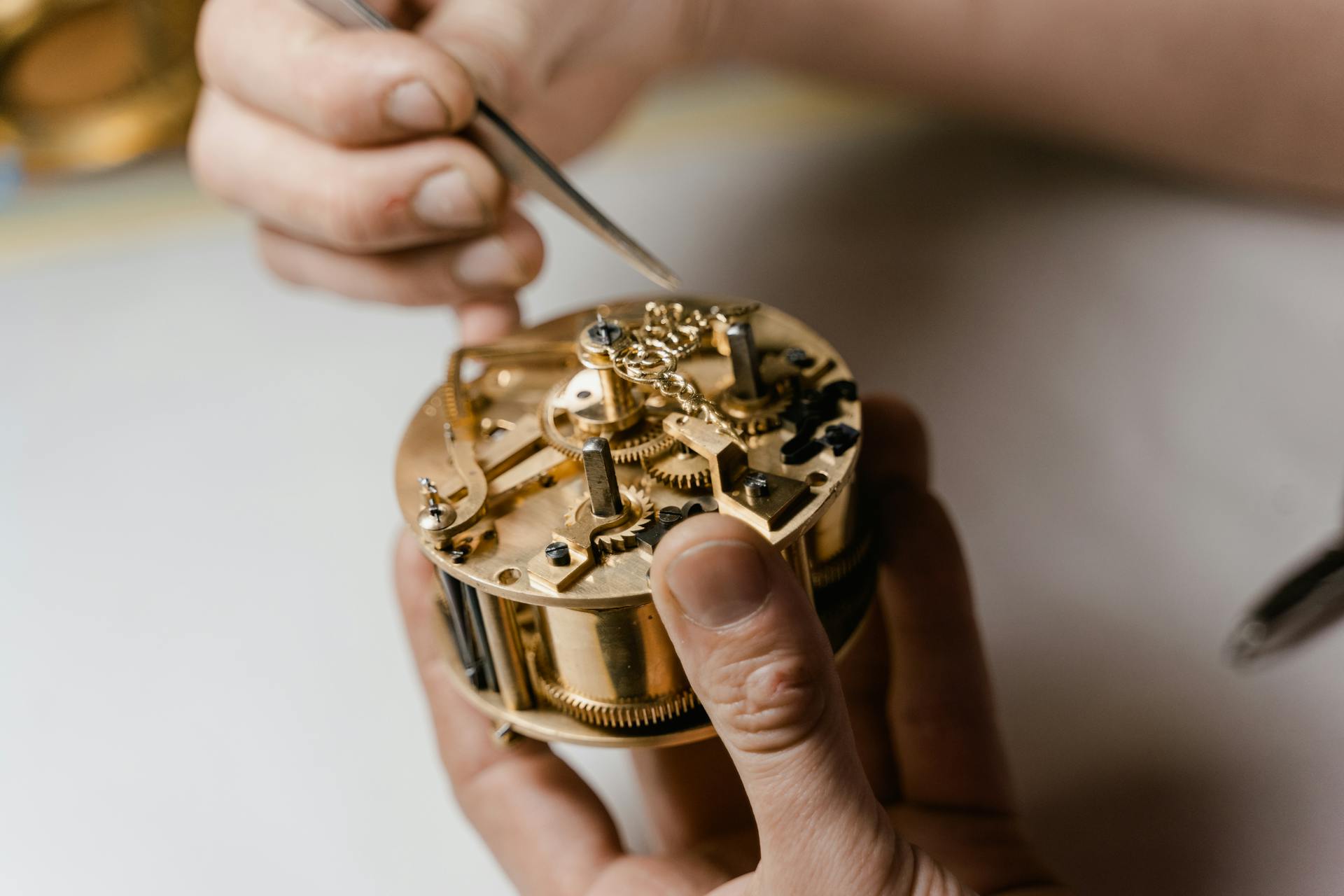 Fixing Copper Clock Mechanism