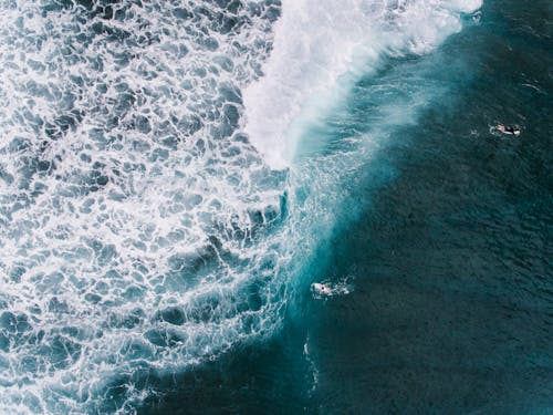 Бесплатное стоковое фото с вид сверху, водоем, волны
