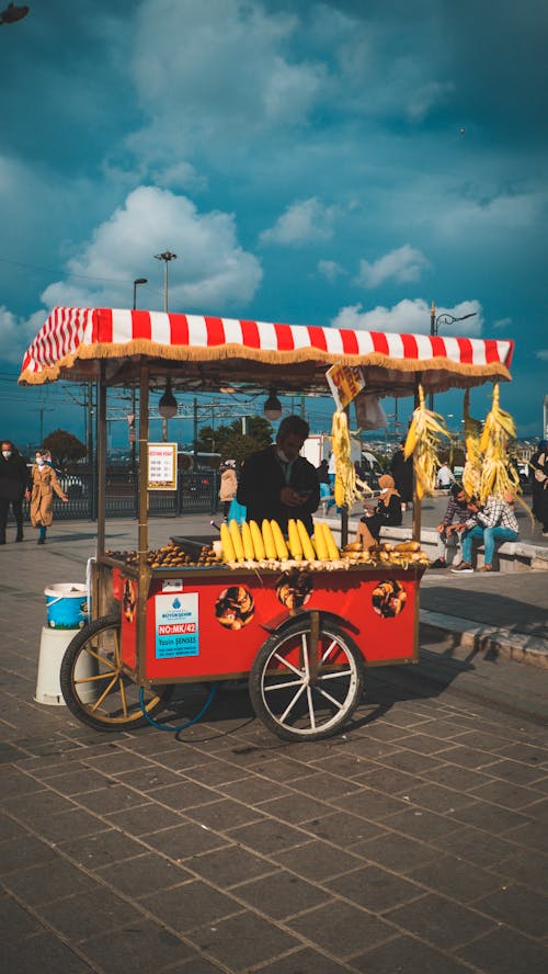 Foto stok gratis gerobak makanan, jalan, manusia