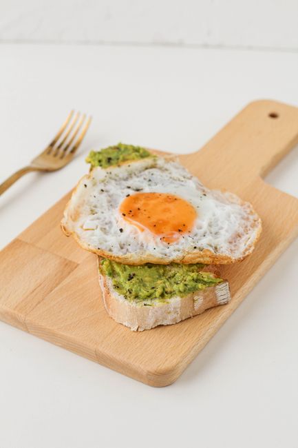 avocado toast breakfast