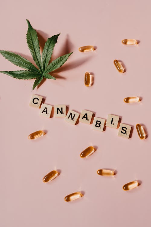 Kostnadsfri bild av bokstäver, cannabis, droger