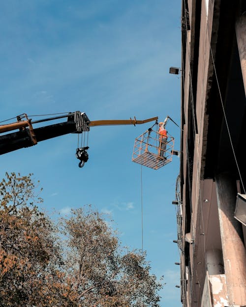 Foto profissional grátis de operários de construção, rua da cidade