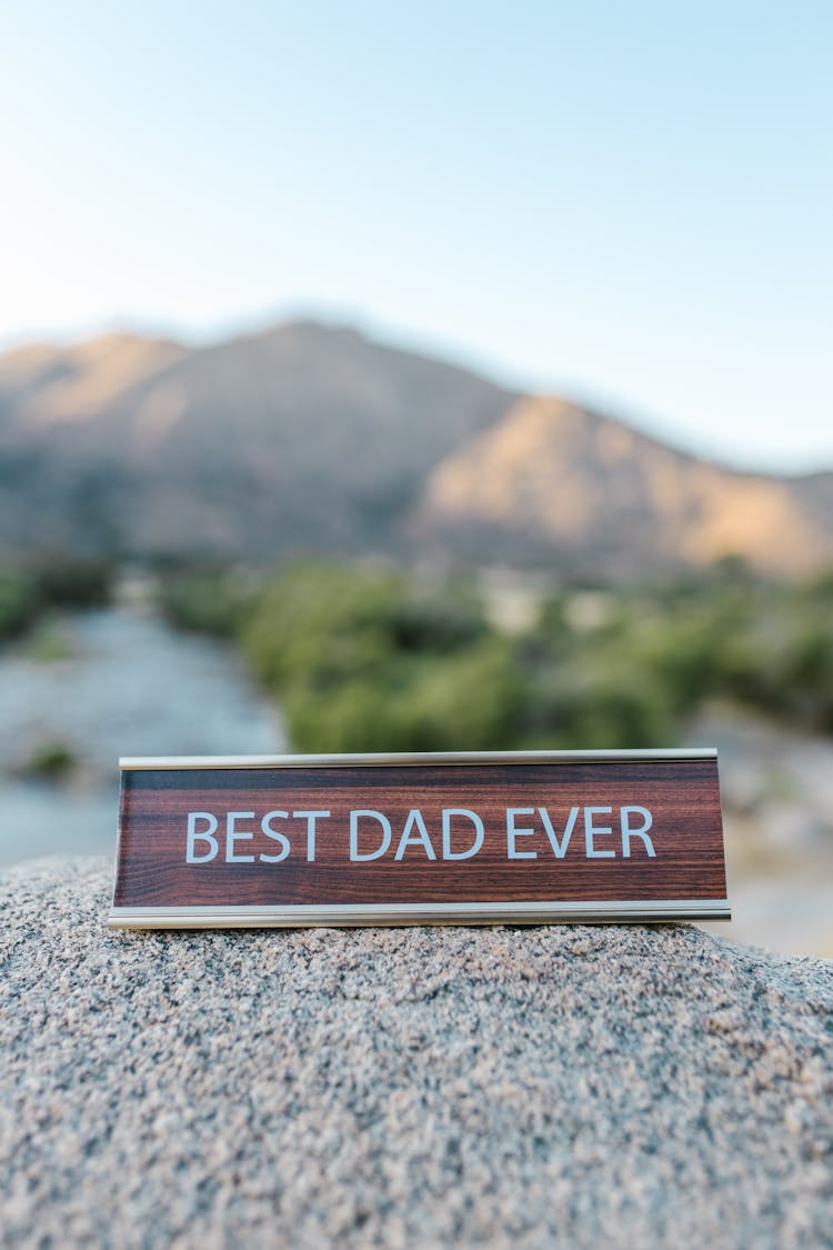 Best Dad Message Printed On Wood 