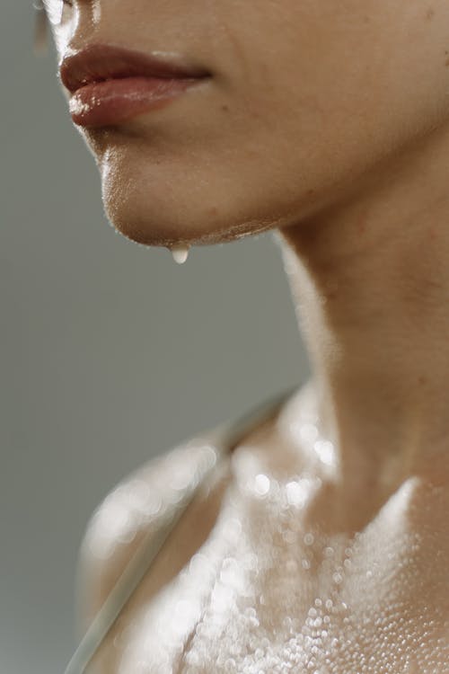 damlacık, ıslak, Kadın içeren Ücretsiz stok fotoğraf
