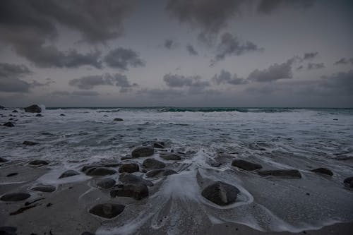 免费 地平線, 多雲的, 岩石海岸 的 免费素材图片 素材图片