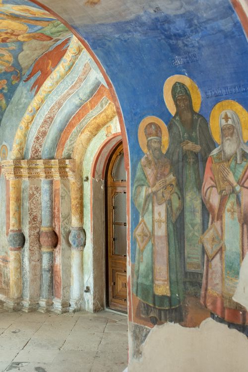 Free Detailed view of colorful religious frescoes inside an ancient church, showcasing intricate architectural design. Stock Photo