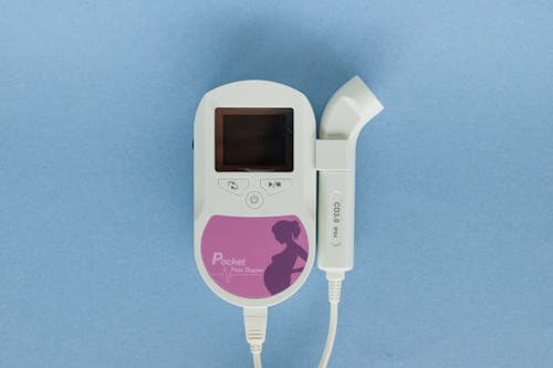 Free A Portable Doppler Fetal Monitor for Prenatal Care Stock Photo