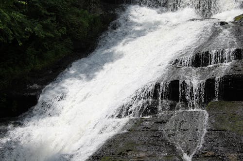 Kostenloses Stock Foto zu felsen, poconos, wasser