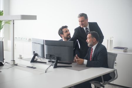 Facilita actividades de ocio y formación a menores en riesgo
