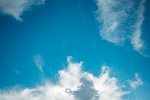 Foto profissional grátis de atmosfera, céu azul, cúmulos