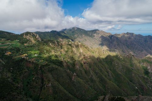 Free Stunning view of mountains and clouds, showcasing nature's beauty in a serene setting. Stock Photo