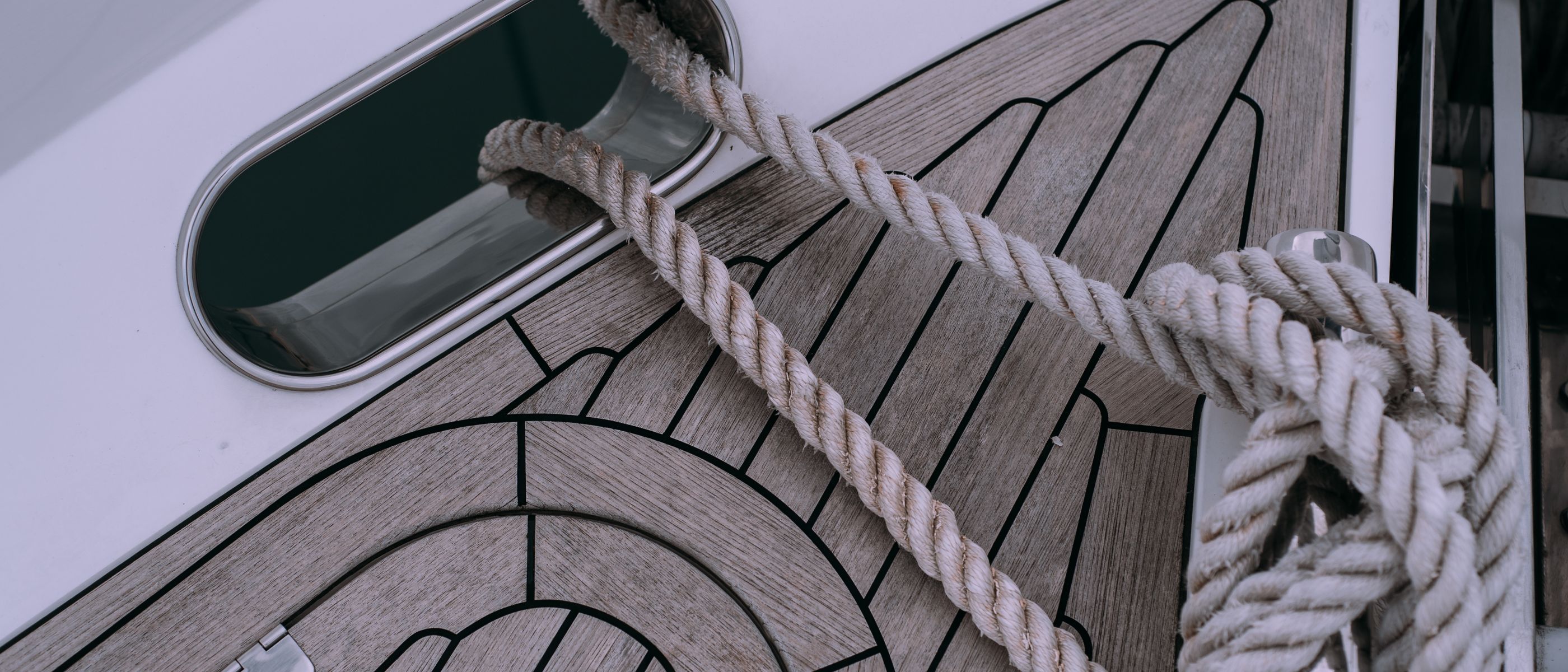 Fence and Decking Painting in Riddlesdown — woodwork brushed to a crisp, smooth line