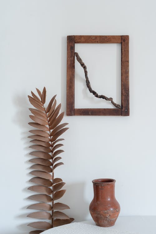 Free Clay Vase on a White Table Stock Photo