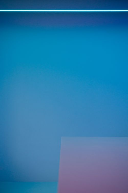 Free Minimalistic blue gradient design with subtle light line and geometric shapes. Stock Photo