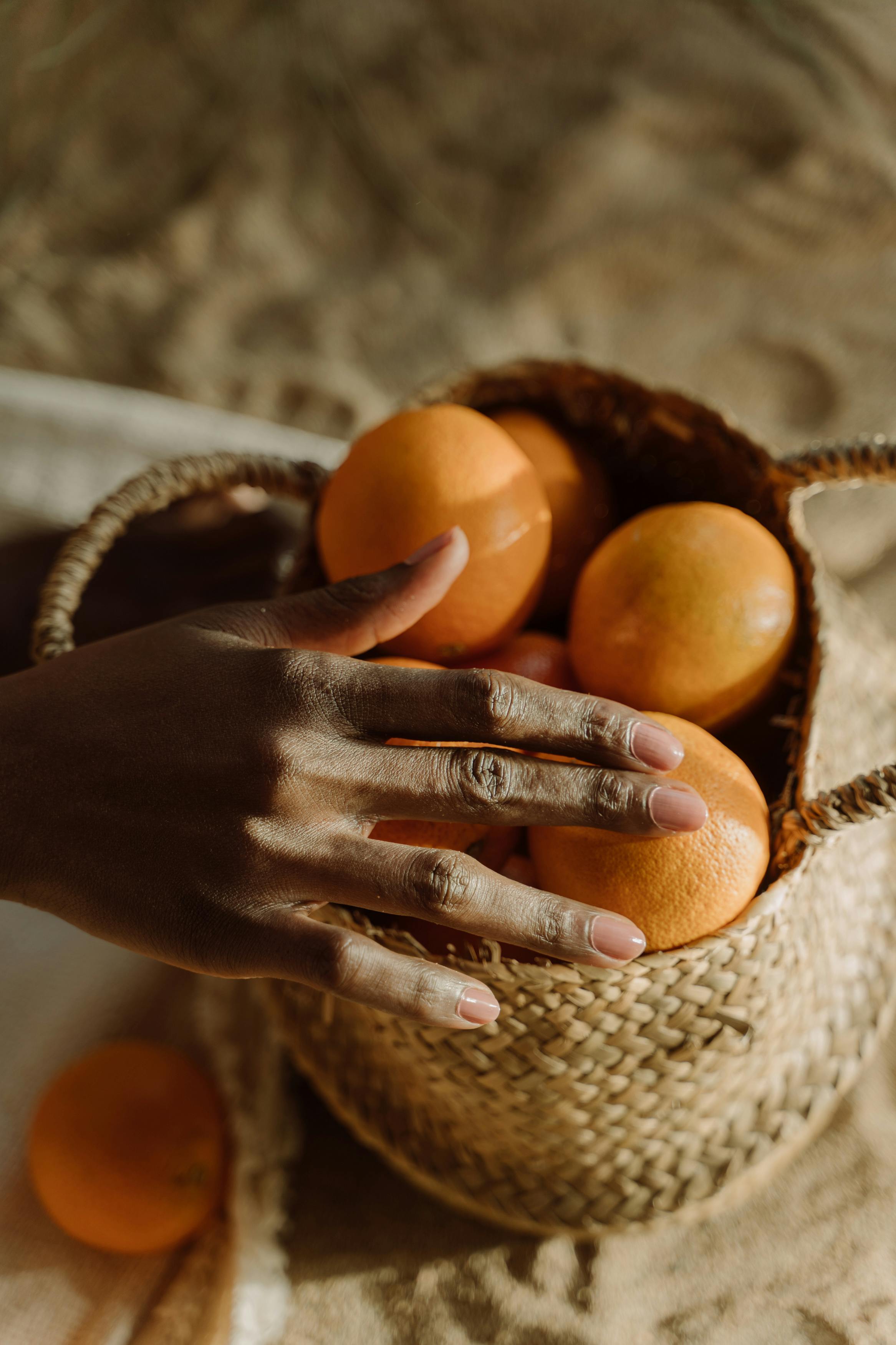 Verschiedene Vitamine und Nahrungsmittel