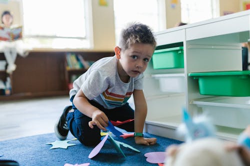 Photos gratuites de classe, école maternelle, enfant