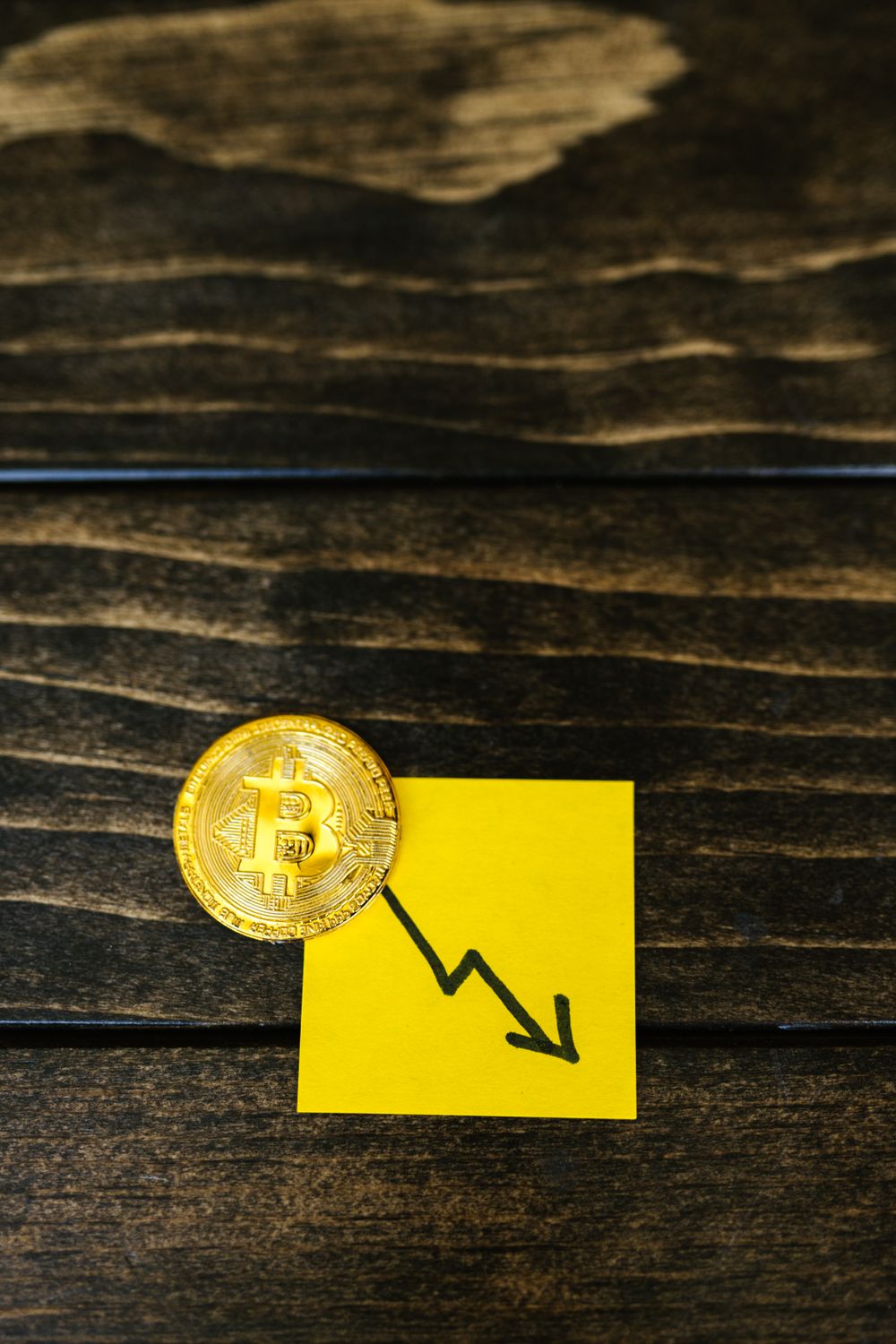 Paper Gold Coin Gold Round Coin on Yellow Paper · Free Stock Photo