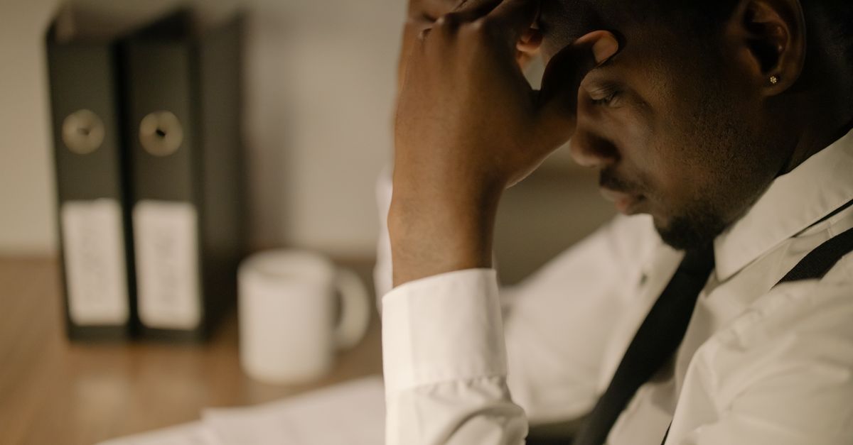 Chronic Stress and Sleep Loss Weaken Immune Defenses, Report Warns