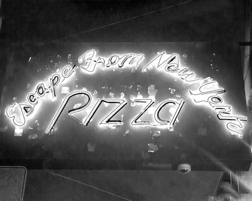 Ingyenes stockfotó Neonfelirat, New York, pizza témában