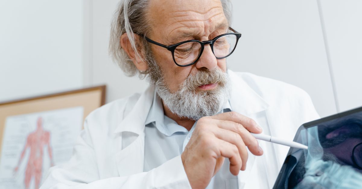 AI Revolutionizes Patient Care in Smart Hospitals