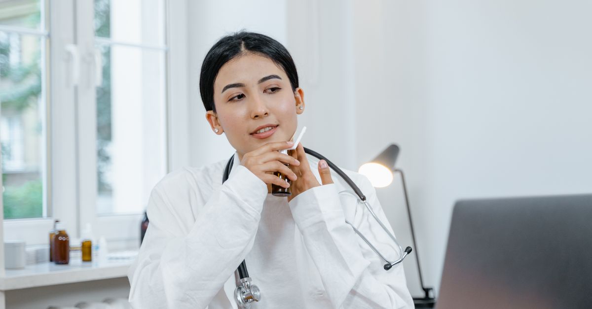 AI-powered virtual oncology assistants for patients