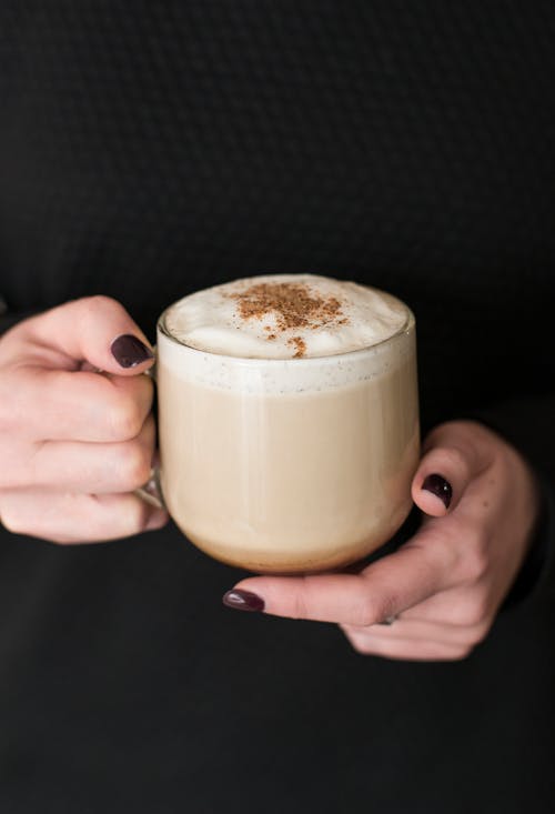 cappuccino, çekici, dikey atış içeren Ücretsiz stok fotoğraf